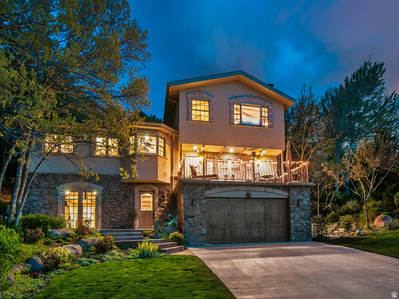 2015 E DIMPLE DELL RD Sandy, UT 84092