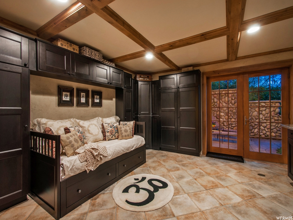 2015 E DIMPLE DELL RD Sandy, UT 84092