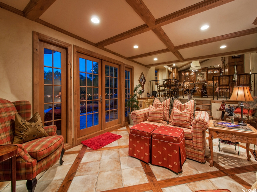 2015 E DIMPLE DELL RD Sandy, UT 84092