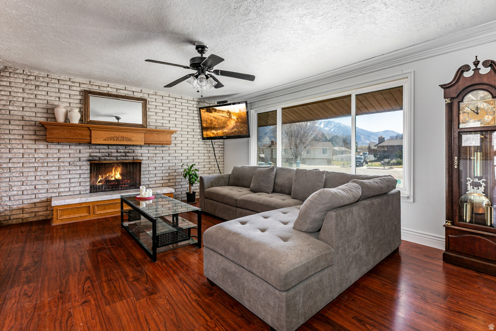 3757 S 900 W Riverdale, UT 84405