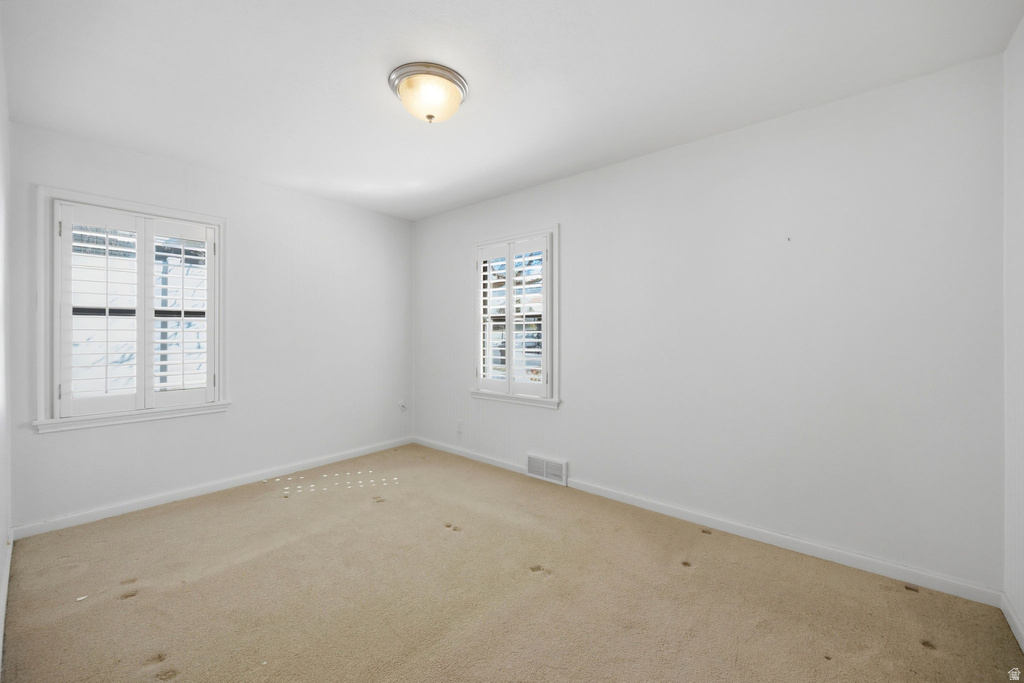 2589 E ELM AVE Salt Lake City, UT 84109