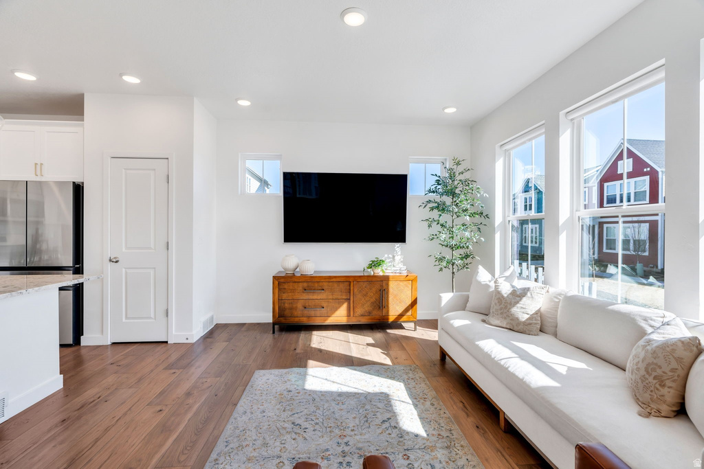 6811 W SKIP ROCK RD South Jordan, UT 84009