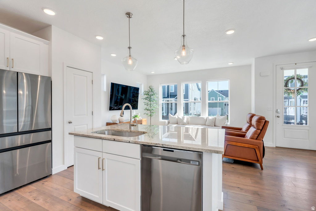 6811 W SKIP ROCK RD South Jordan, UT 84009