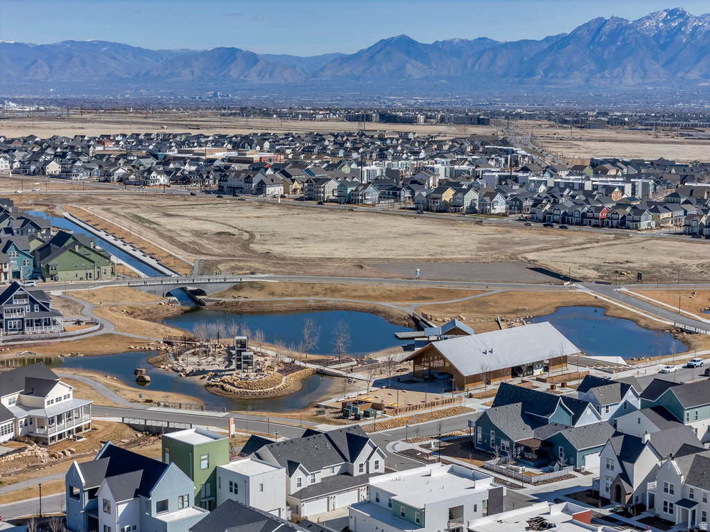 6811 W SKIP ROCK RD South Jordan, UT 84009