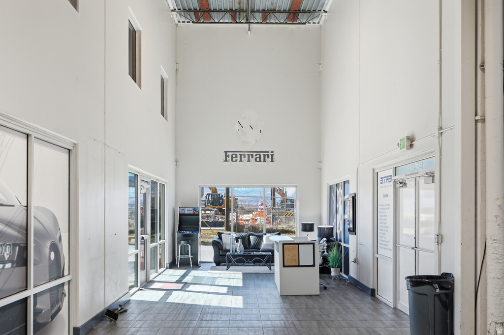 14568 S CENTER POINT WAY photo 4
