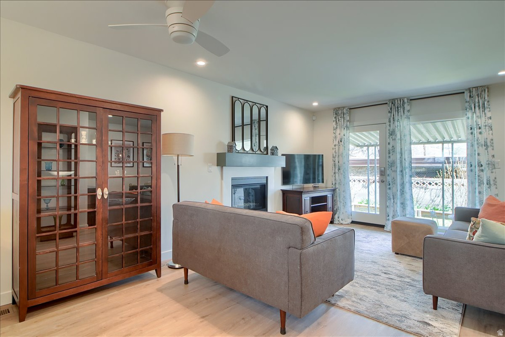 674 N OAKLEY ST #F102 Salt Lake City, UT 84116