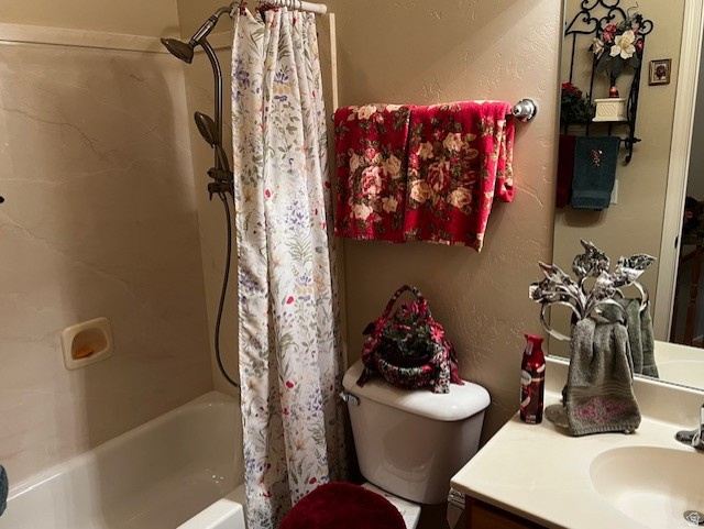 1542 W MYRTLEWOOD LN South Jordan, UT 84095