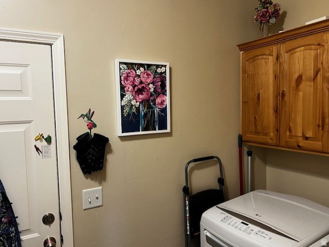 1542 W MYRTLEWOOD LN South Jordan, UT 84095