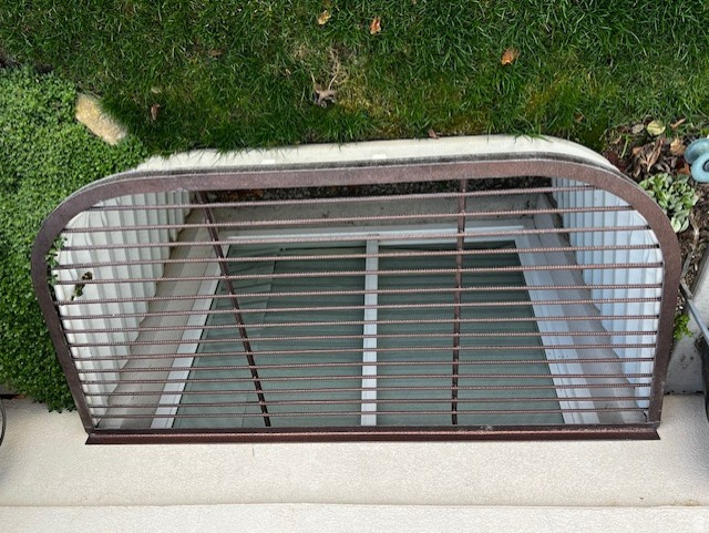 1542 W MYRTLEWOOD LN South Jordan, UT 84095