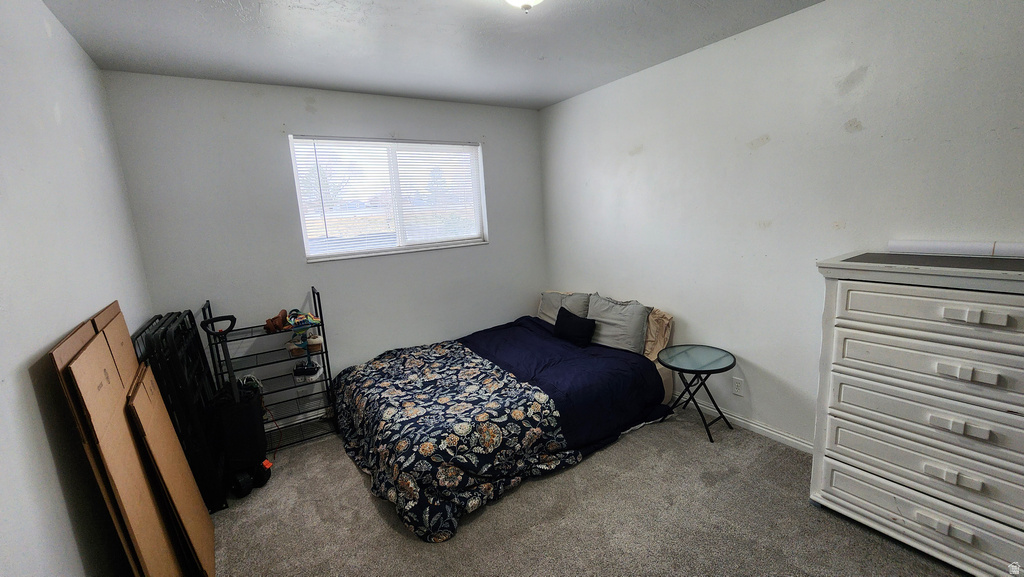 4905 W HELLAS DR West Valley City, UT 84120