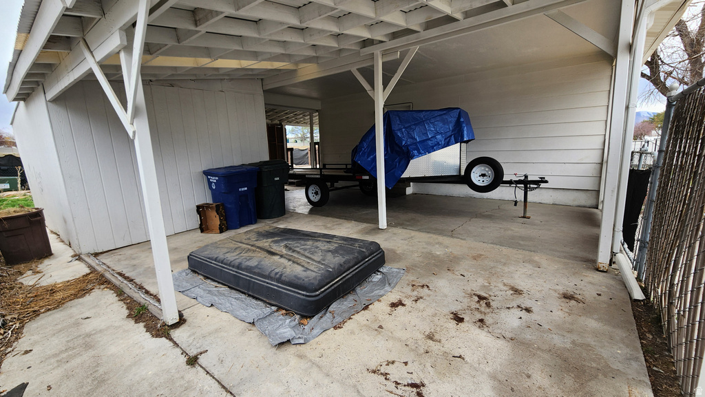 4905 W HELLAS DR West Valley City, UT 84120