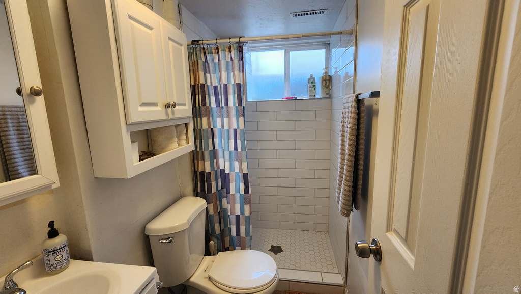 4905 W HELLAS DR West Valley City, UT 84120