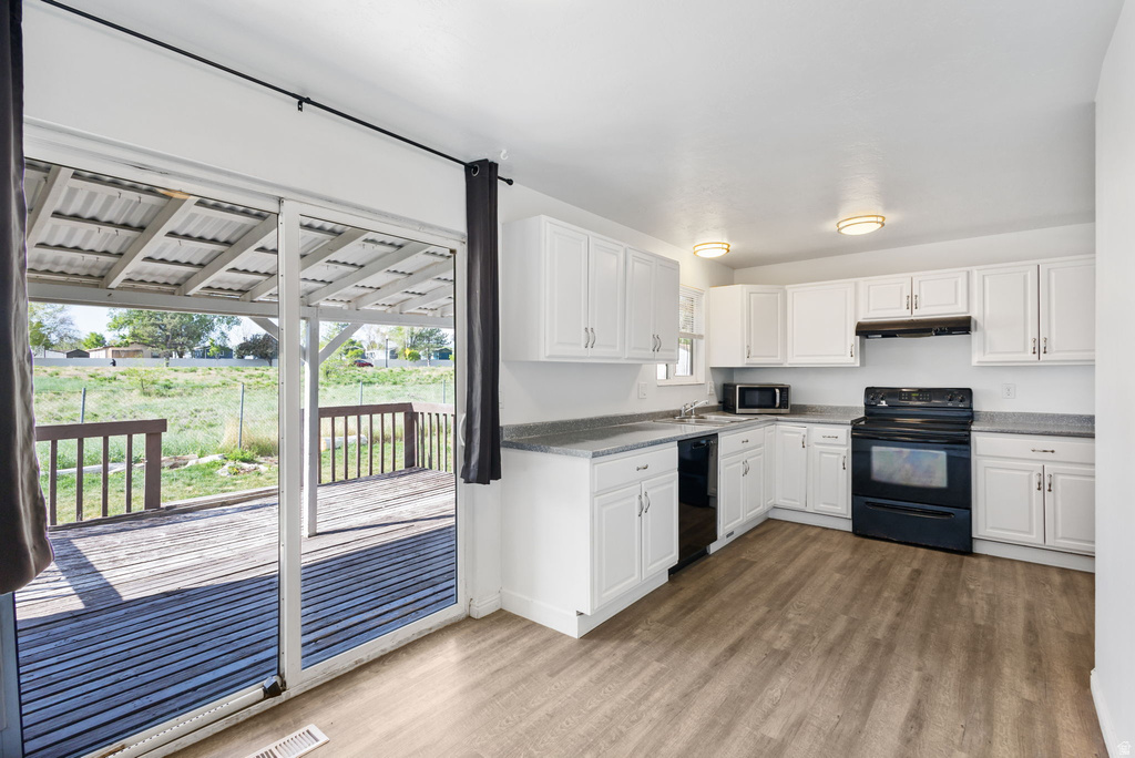 4905 W HELLAS DR West Valley City, UT 84120