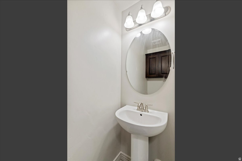 1805 W 675 N West Point, UT 84015