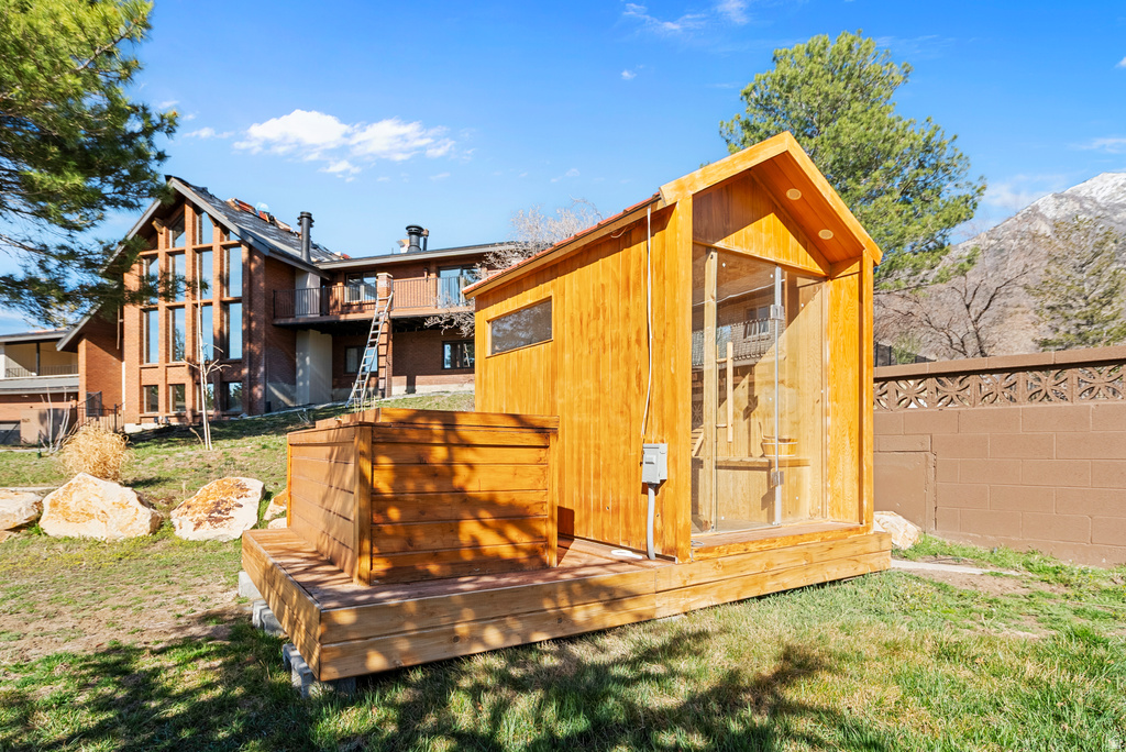 11683 S 2460 E Sandy, UT 84092