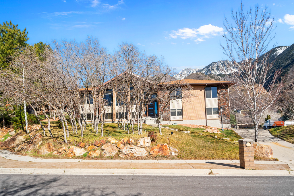 11683 S 2460 E Sandy, UT 84092