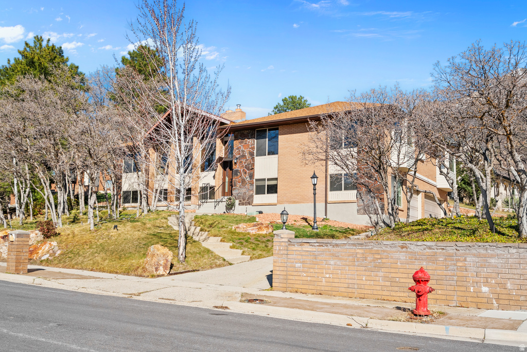 11683 S 2460 E Sandy, UT 84092