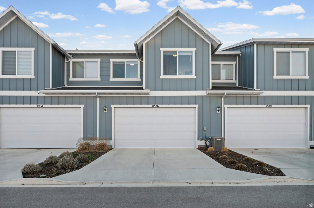 11536 S OLD CEDAR DR South Jordan, UT 84095