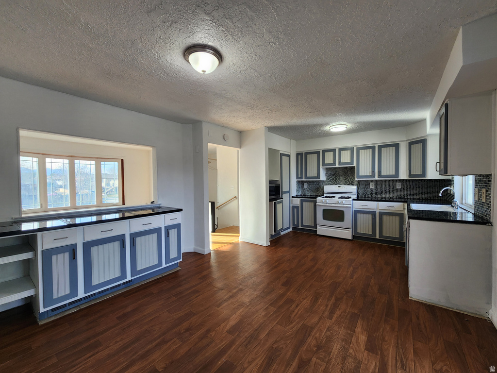 6223 S CLARA DR Taylorsville, UT 84129