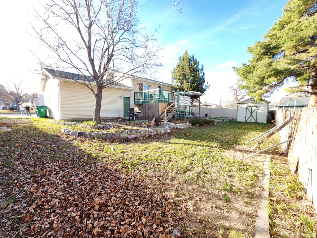 6223 S CLARA DR Taylorsville, UT 84129