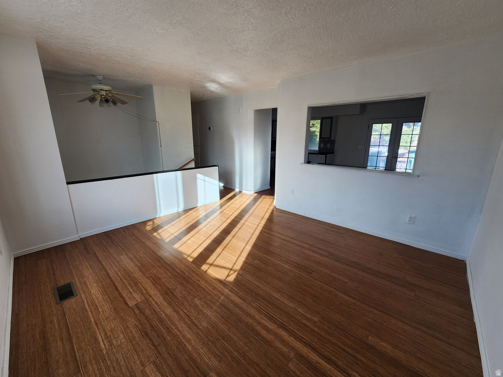 6223 S CLARA DR Taylorsville, UT 84129