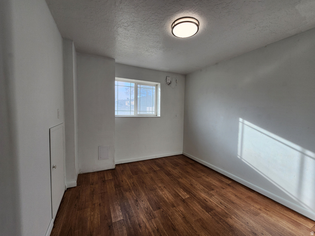 6223 S CLARA DR Taylorsville, UT 84129