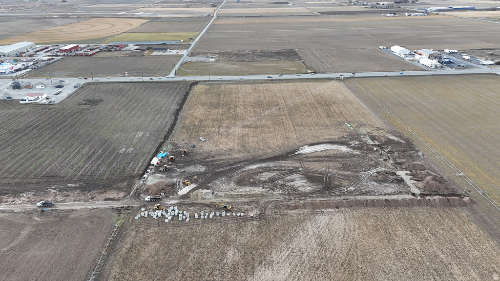 608  HWY 91 Hyde Park, UT 84318