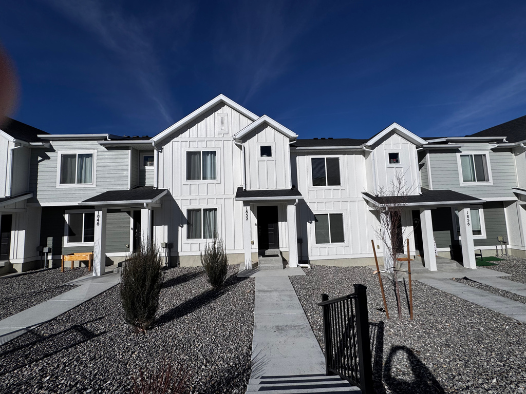 1852 N BLUE IRIS AVE #1048 Tooele, UT 84074