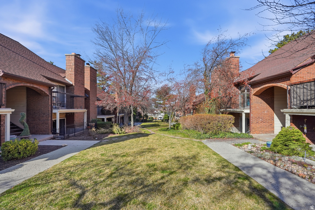 8109 S COTTONWOOD HILLS CIR Sandy, UT 84094