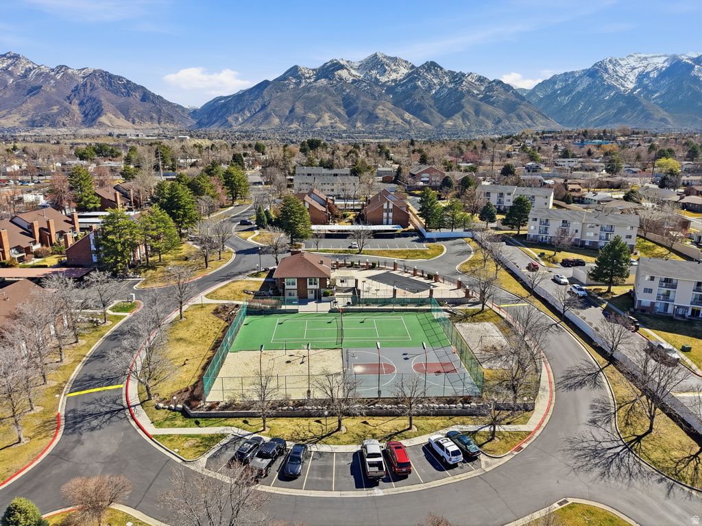 8109 S COTTONWOOD HILLS CIR Sandy, UT 84094