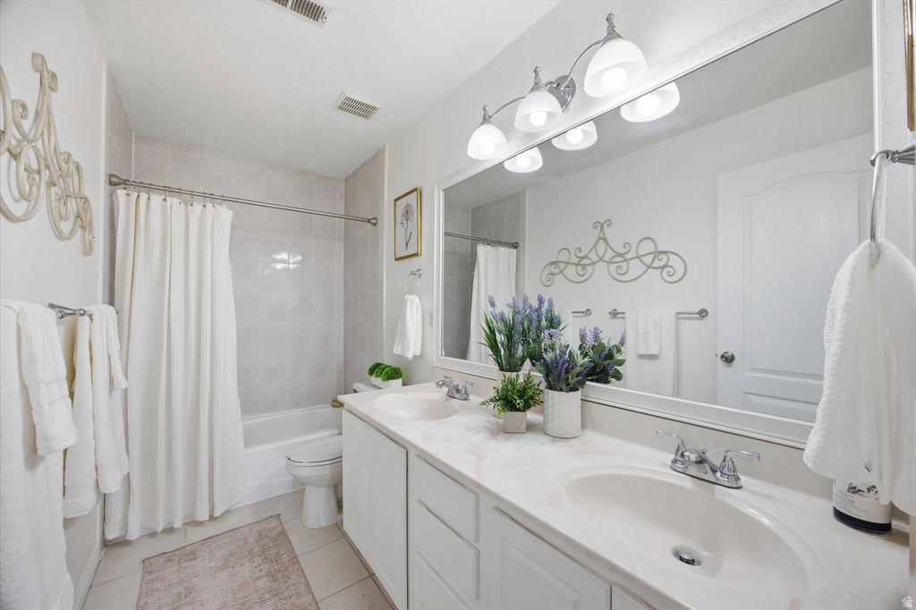 131 E BATTALION BAY Saratoga Springs, UT 84043