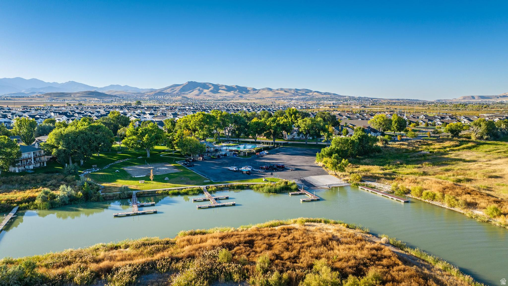 131 E BATTALION BAY Saratoga Springs, UT 84043