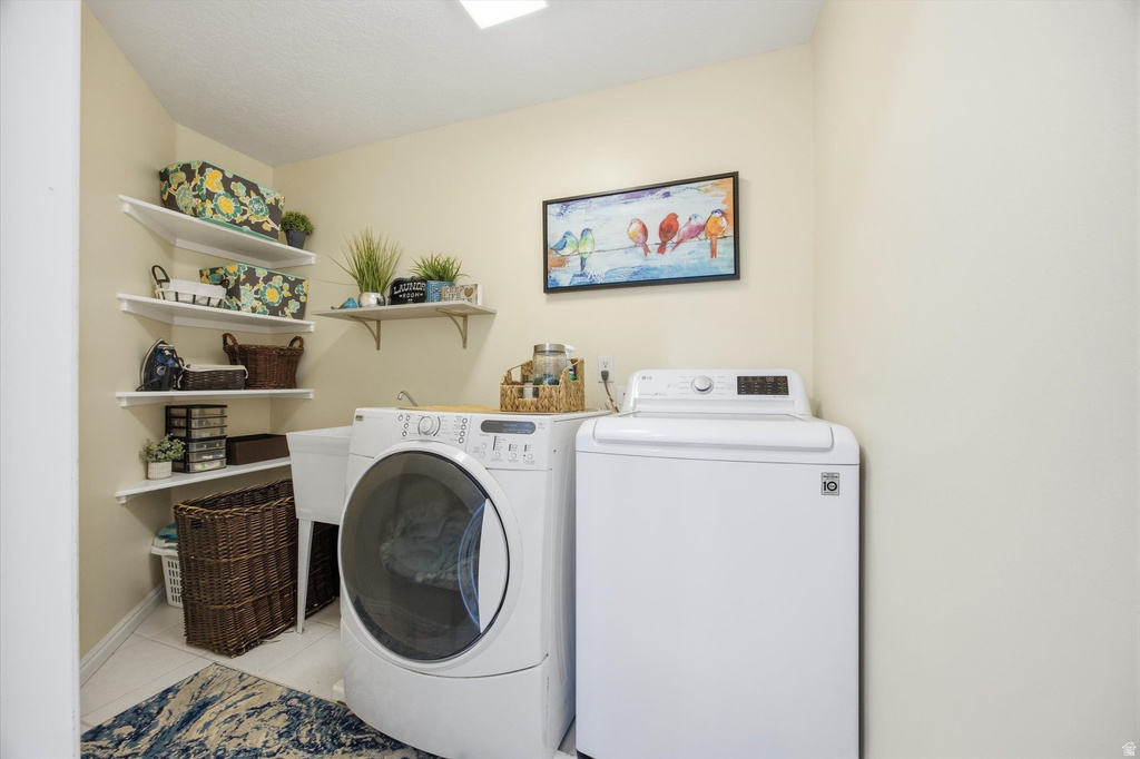 131 E BATTALION BAY Saratoga Springs, UT 84043