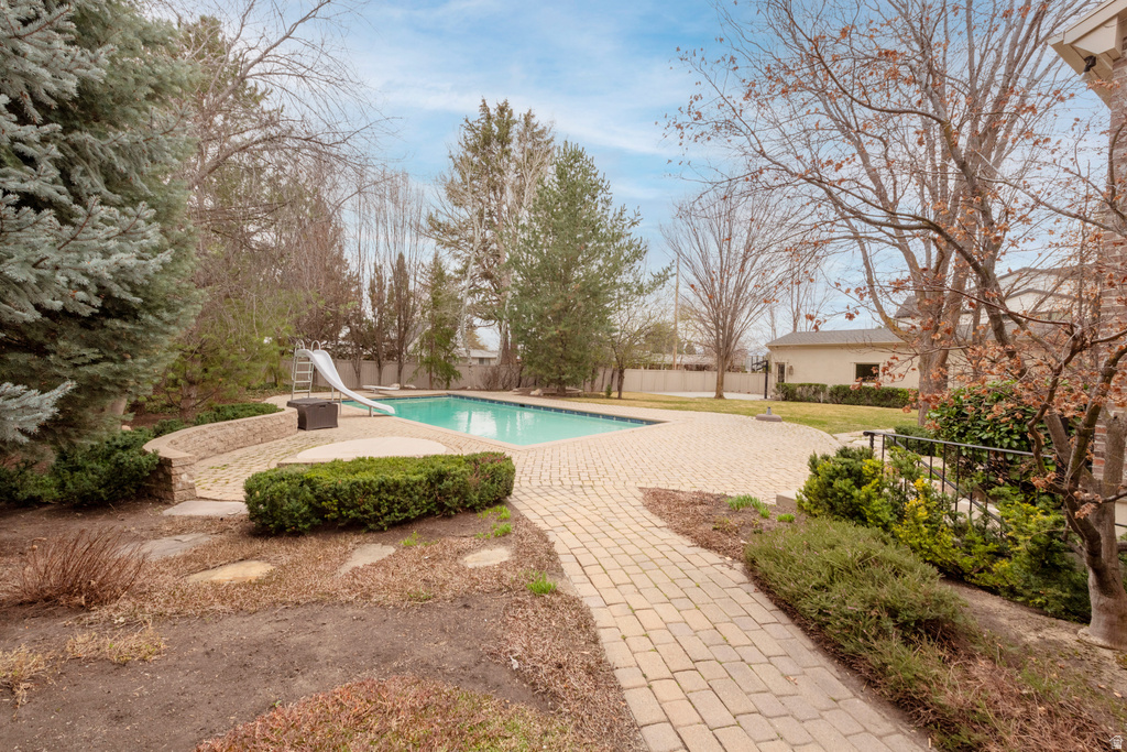 2620 E CASTO LN Holladay, UT 84117