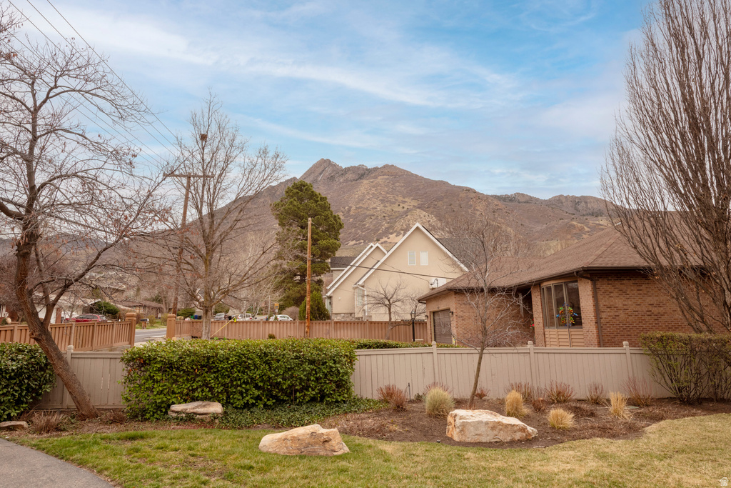 2620 E CASTO LN Holladay, UT 84117