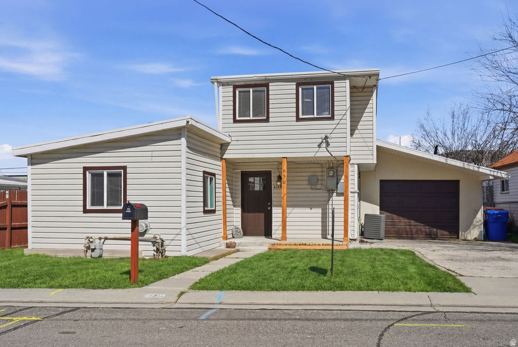 636 W 4TH AVE Midvale, UT 84047