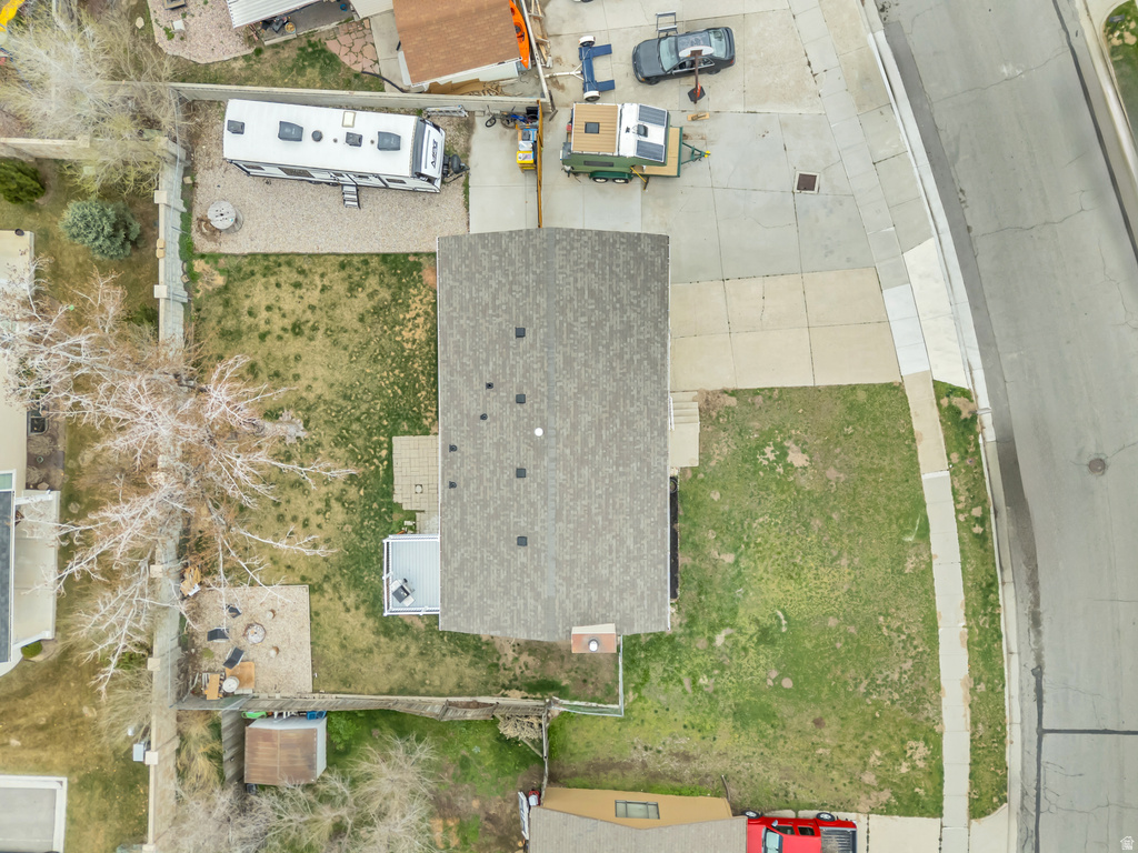 9218 S LAURA ANNE WAY Sandy, UT 84094