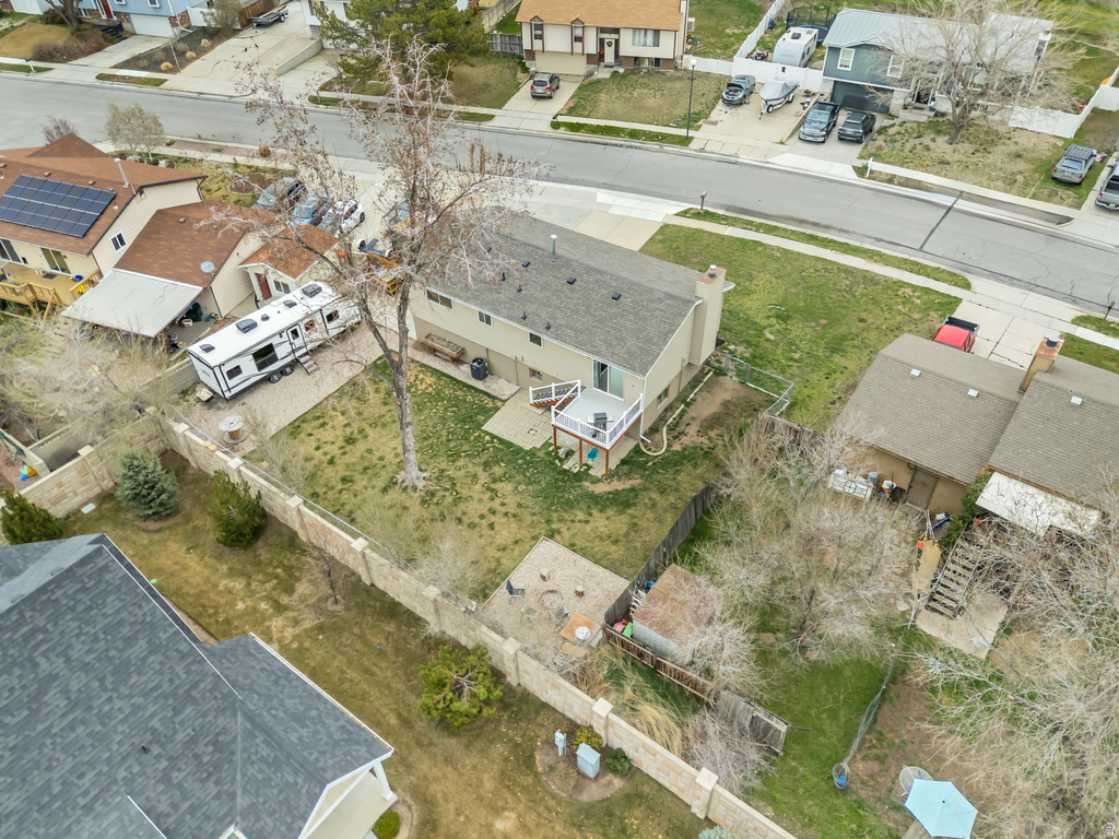 9218 S LAURA ANNE WAY Sandy, UT 84094