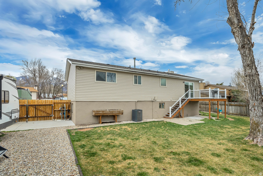9218 S LAURA ANNE WAY Sandy, UT 84094