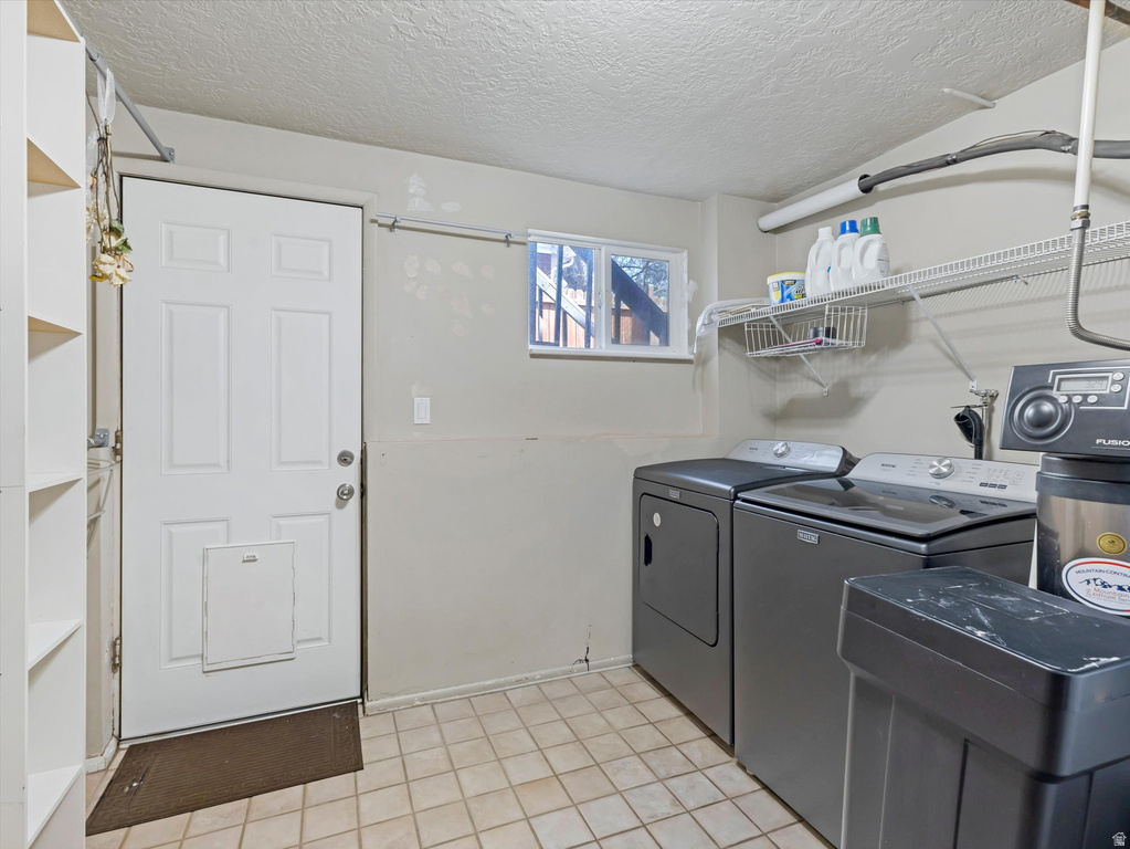 8698 S ALTA CANYON DR Sandy, UT 84093