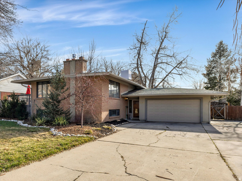 8698 S ALTA CANYON DR Sandy, UT 84093