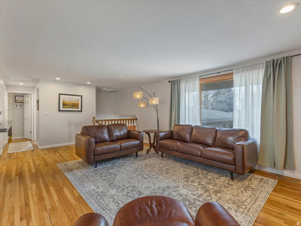 8698 S ALTA CANYON DR Sandy, UT 84093