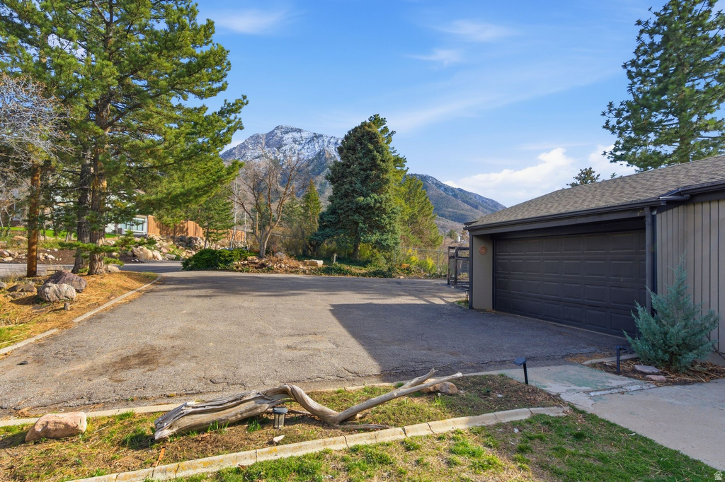 4030 S HALE DR Salt Lake City, UT 84108