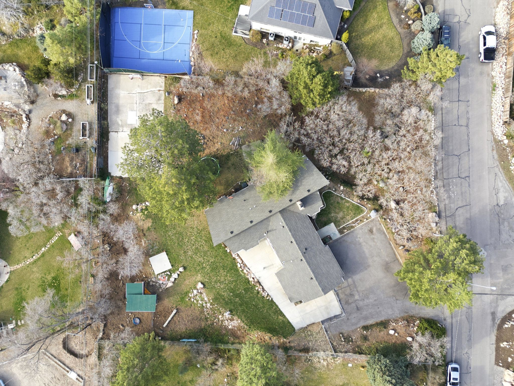 4030 S HALE DR Salt Lake City, UT 84108