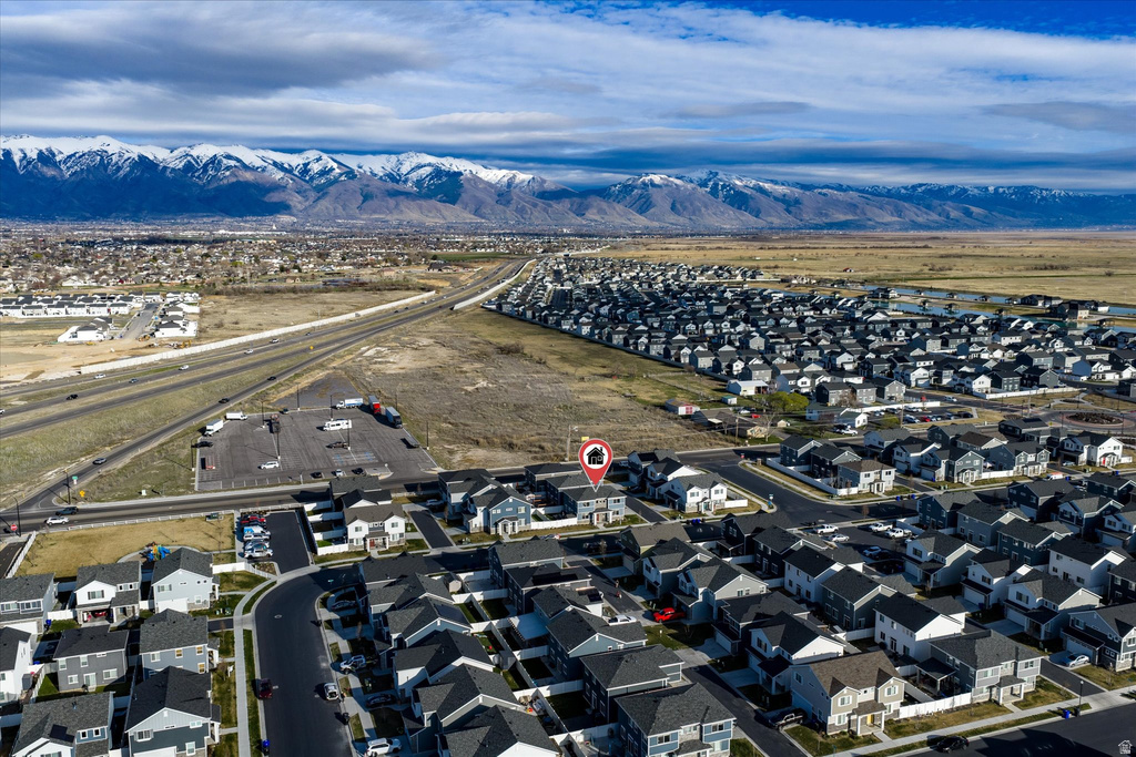 3261 S BURKHILL LN Syracuse, UT 84075