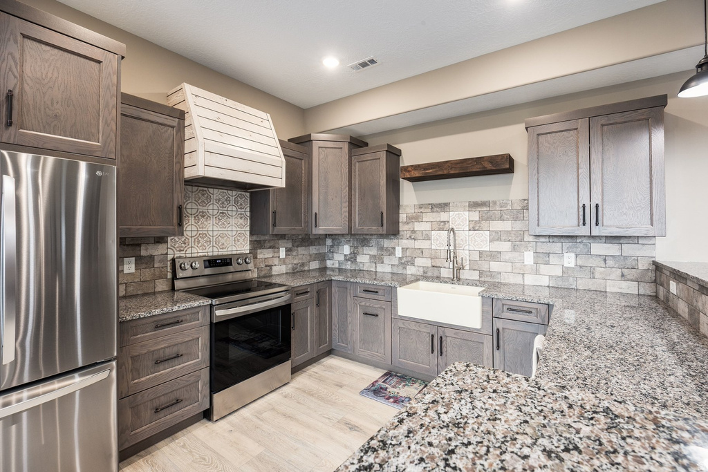 15113 S CEDAR MEADOW CIR Herriman, UT 84096