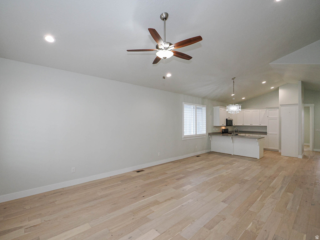 10673 S BRIDLEWOOD LN Sandy, UT 84092