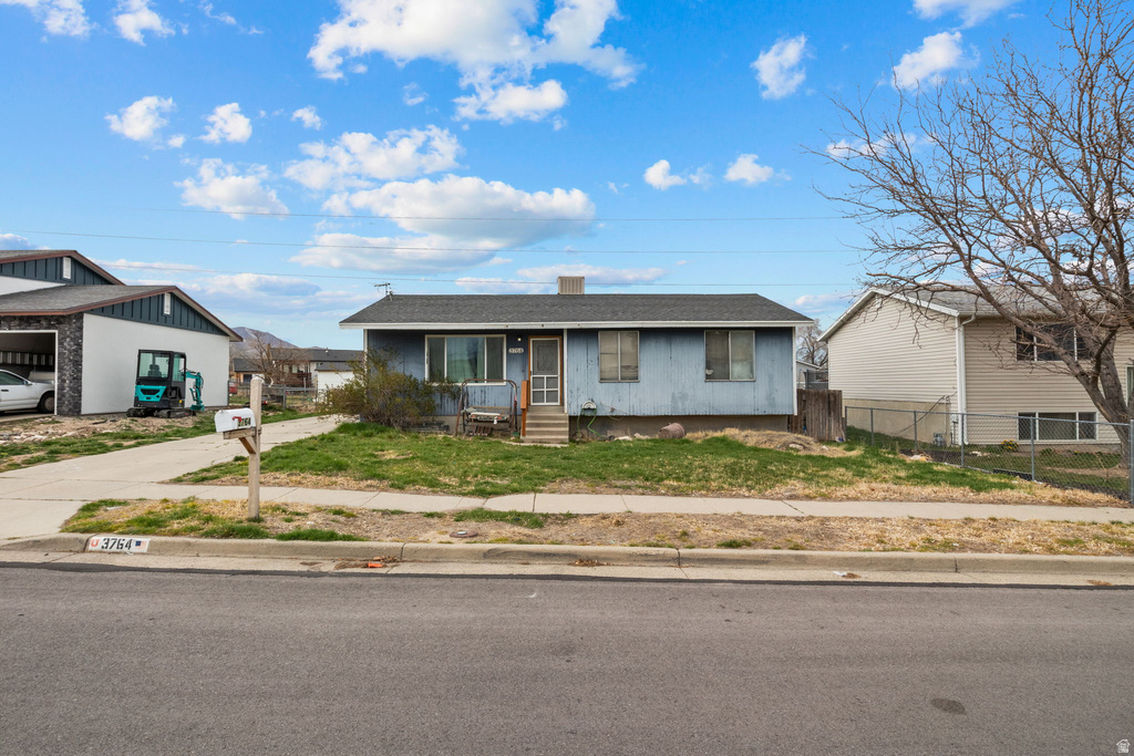 3764 S VALLEY FORGE RD Magna, UT 84044