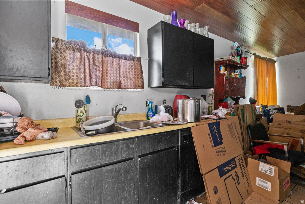 3764 S VALLEY FORGE RD Magna, UT 84044