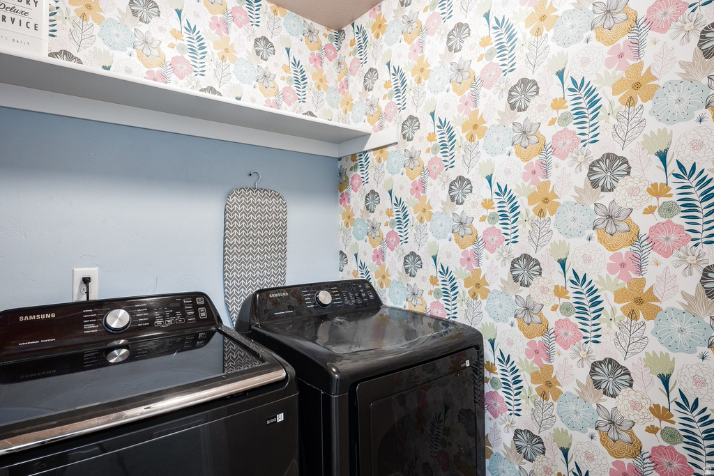 237 E TATE CT Grantsville, UT 84029